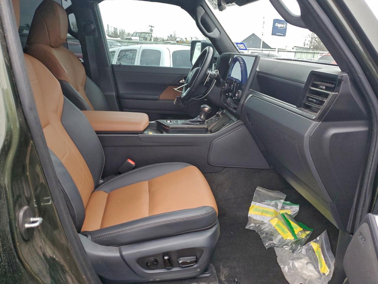 Lexus Gx 550 Luxury Image 11