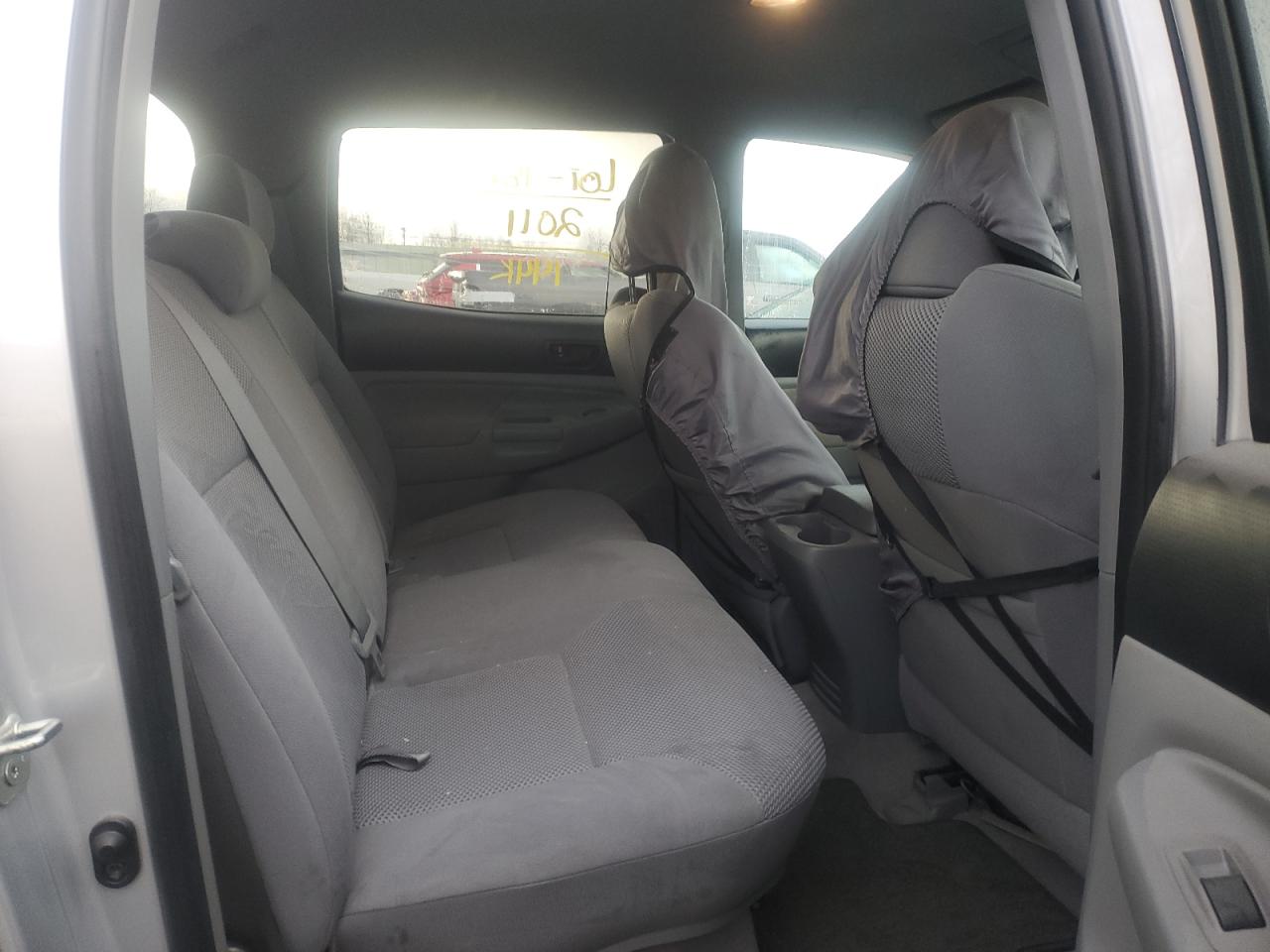 Toyota Tacoma Double Cab Image 6