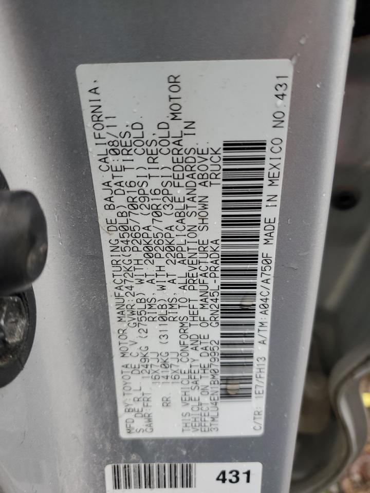 Toyota Tacoma Double Cab Image 10