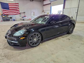  Salvage Porsche Panamera
