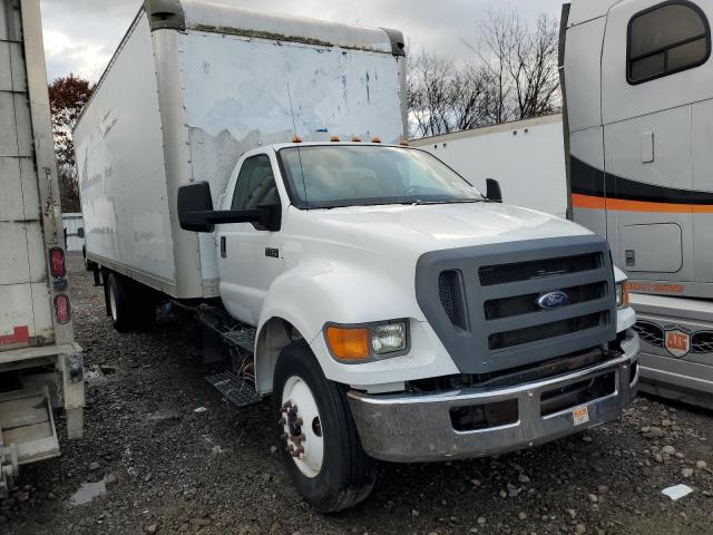 Ford F-750 Super Duty Image 12
