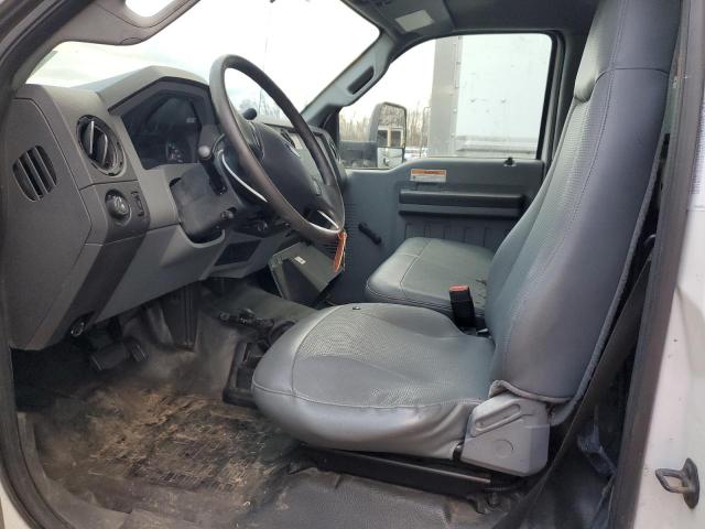 Ford F-750 Super Duty Image 4