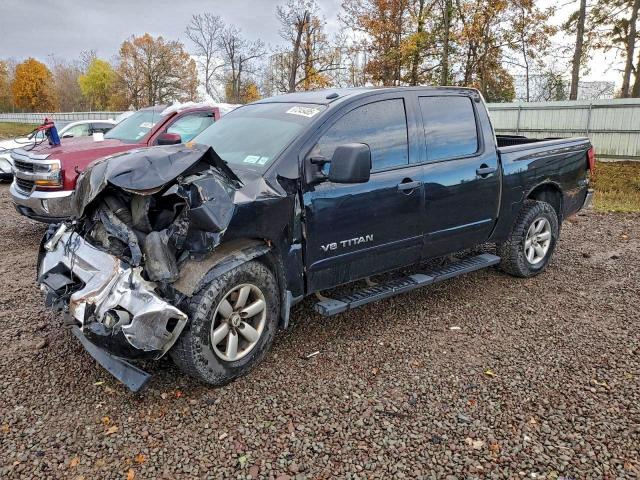  Salvage Nissan Titan