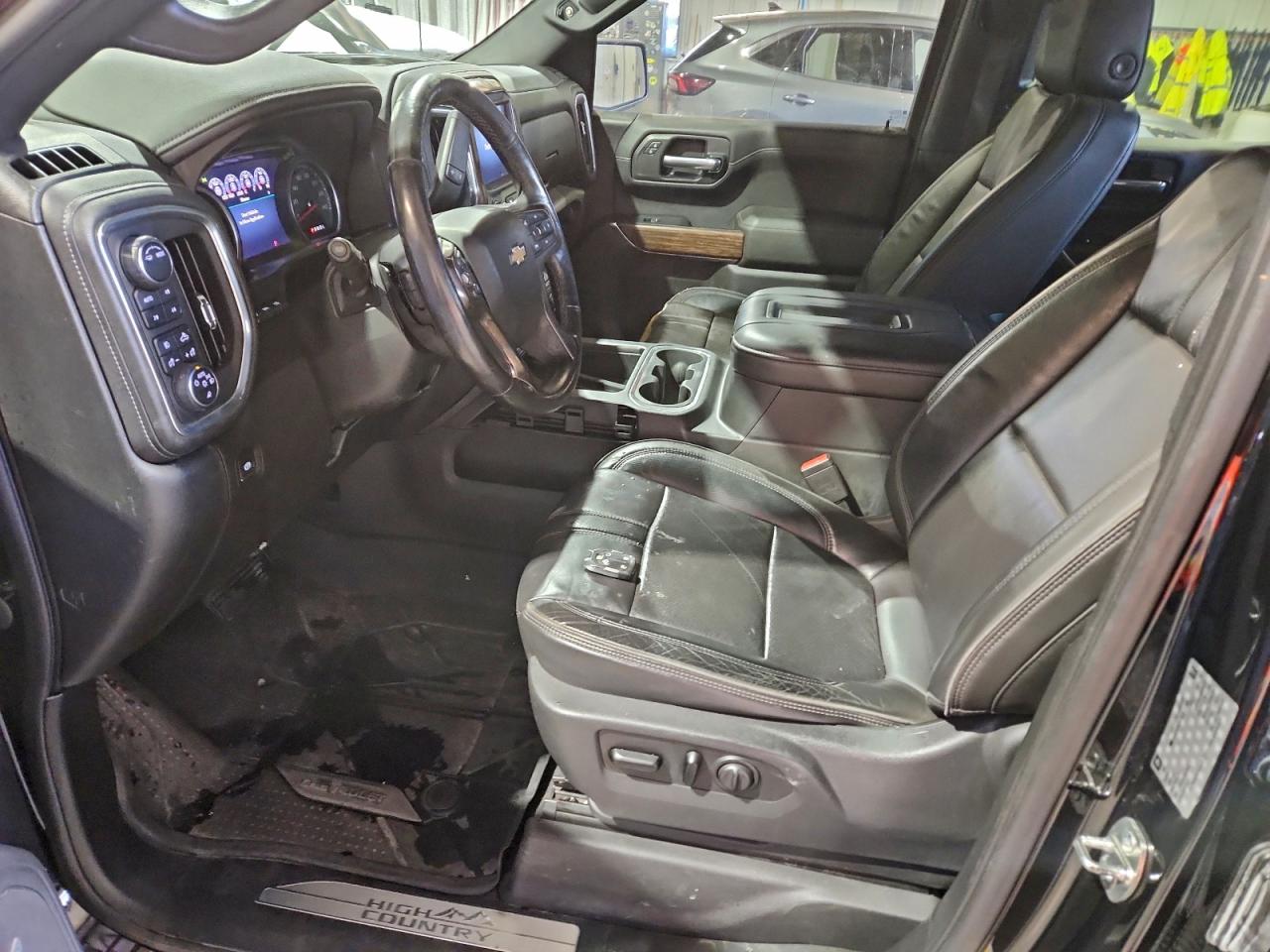 Chevrolet Silverado K1500 High Country Image 9