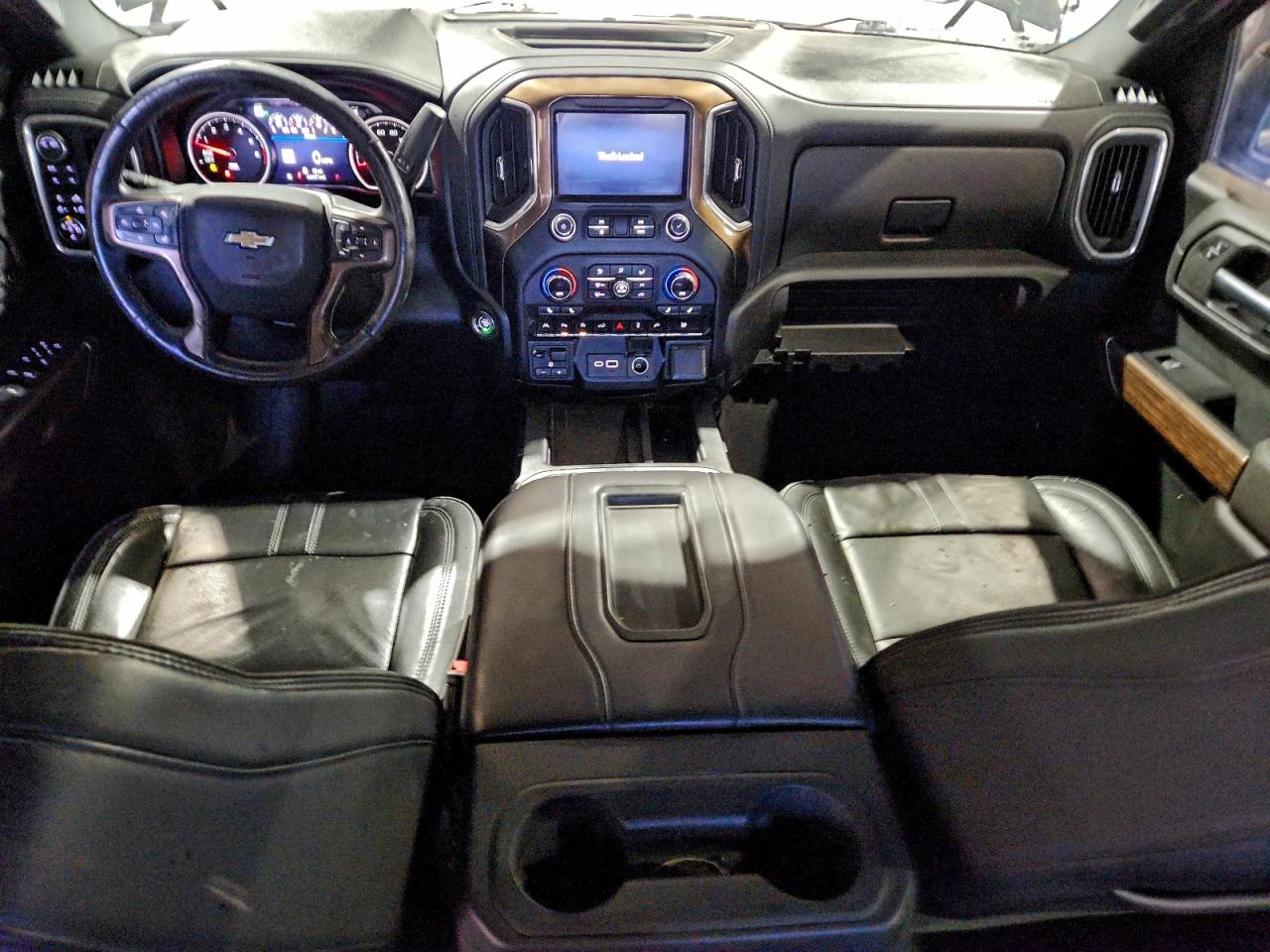 Chevrolet Silverado K1500 High Country Image 4