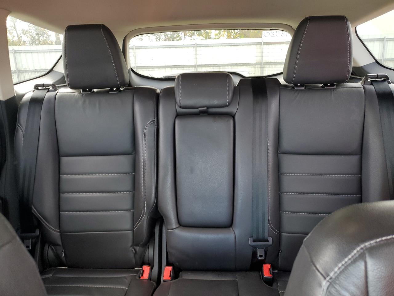 Ford Escape Titanium Image 9