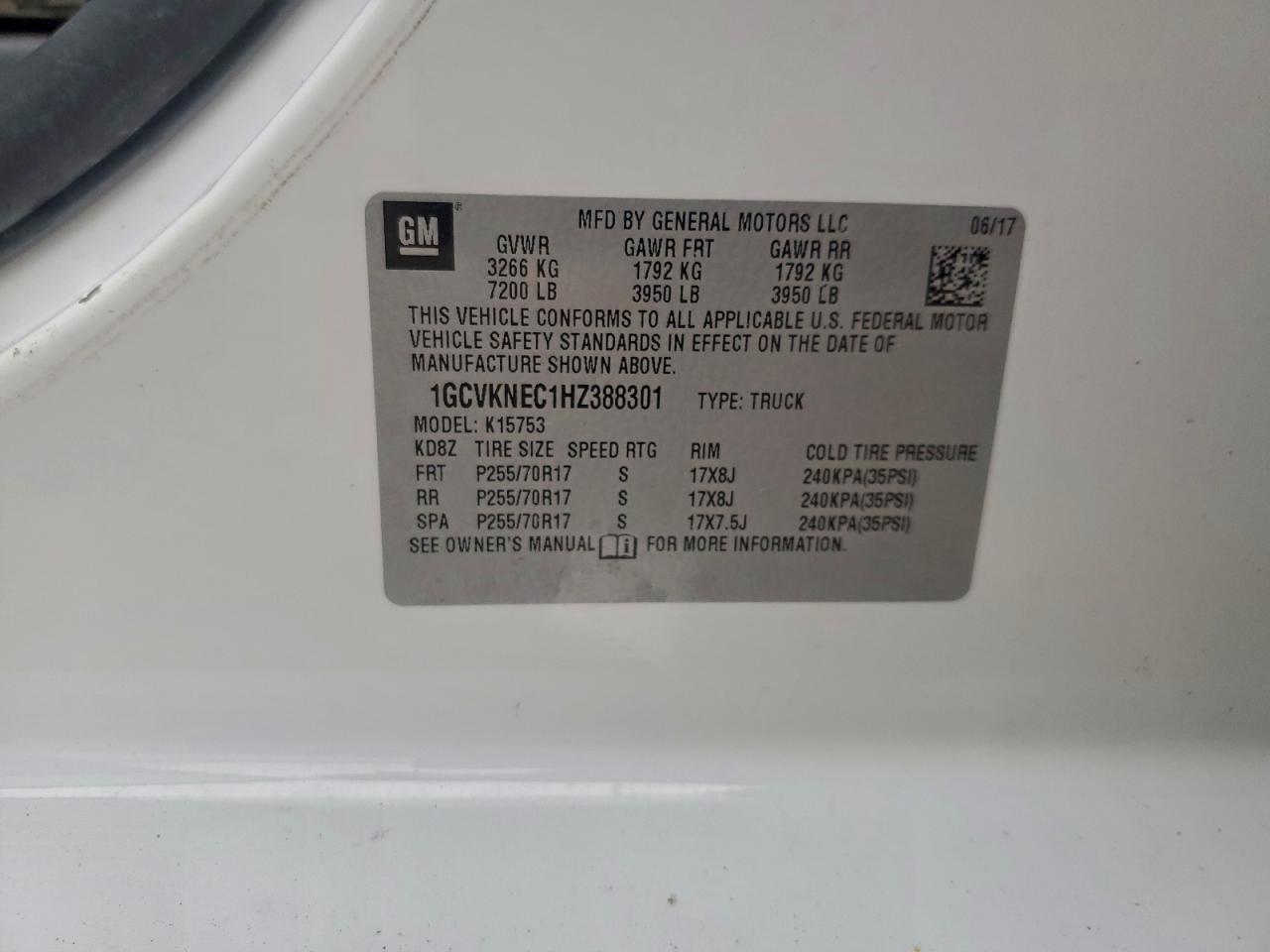 Chevrolet Silverado K1500 Image 9