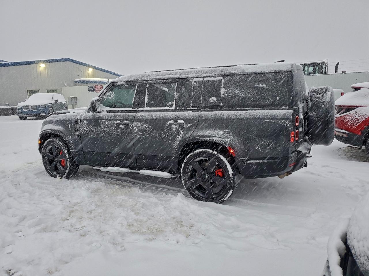 Land Rover Defender 130 X-dynamic Se Image 6