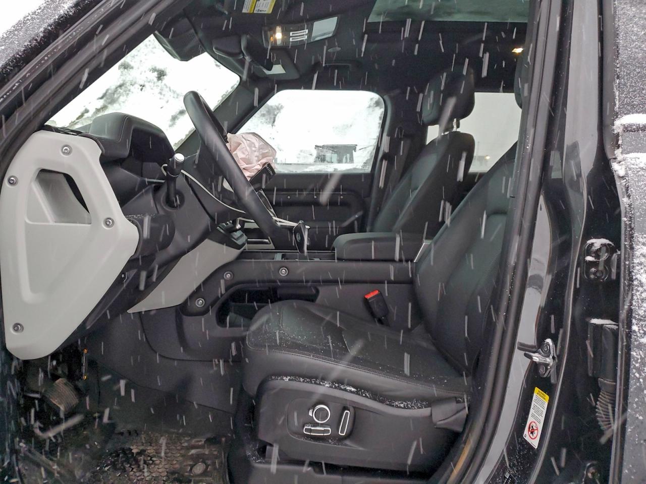 Land Rover Defender 130 X-dynamic Se Image 7