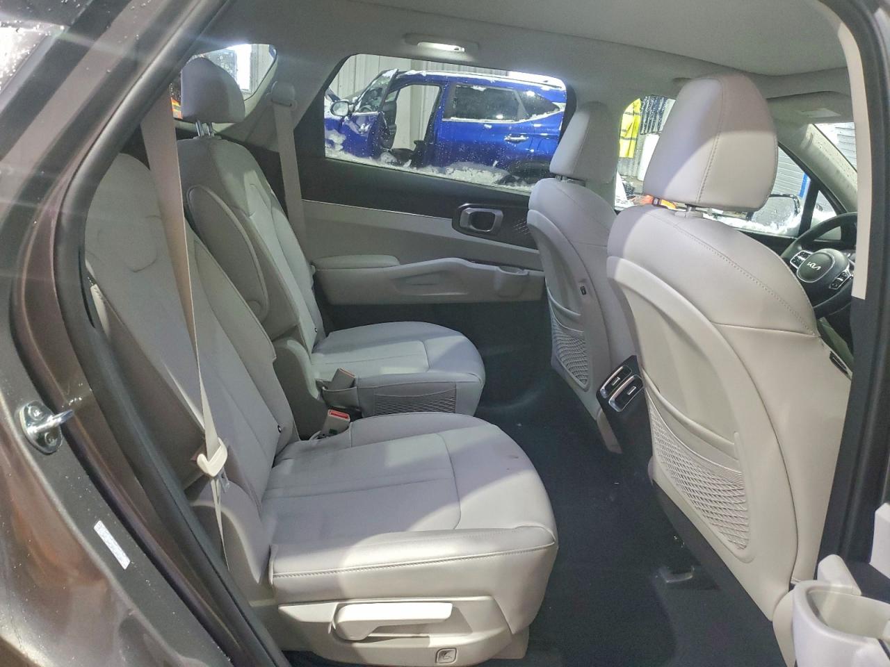 Kia Sorento Ex Image 11