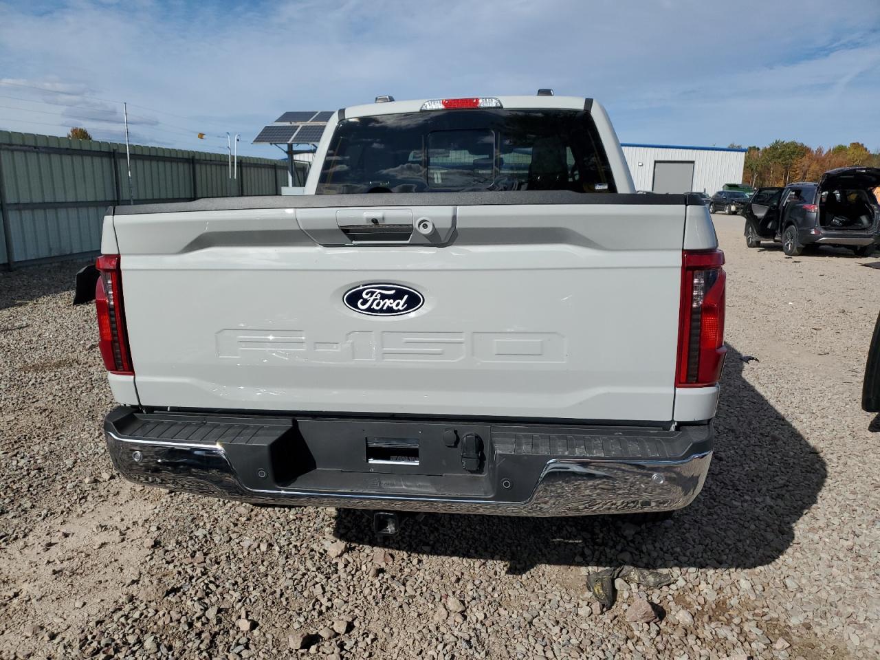 Ford F-150 Xlt Image 9