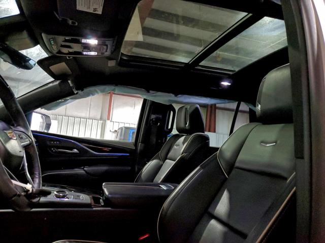 Cadillac Escalade Sport Image 10