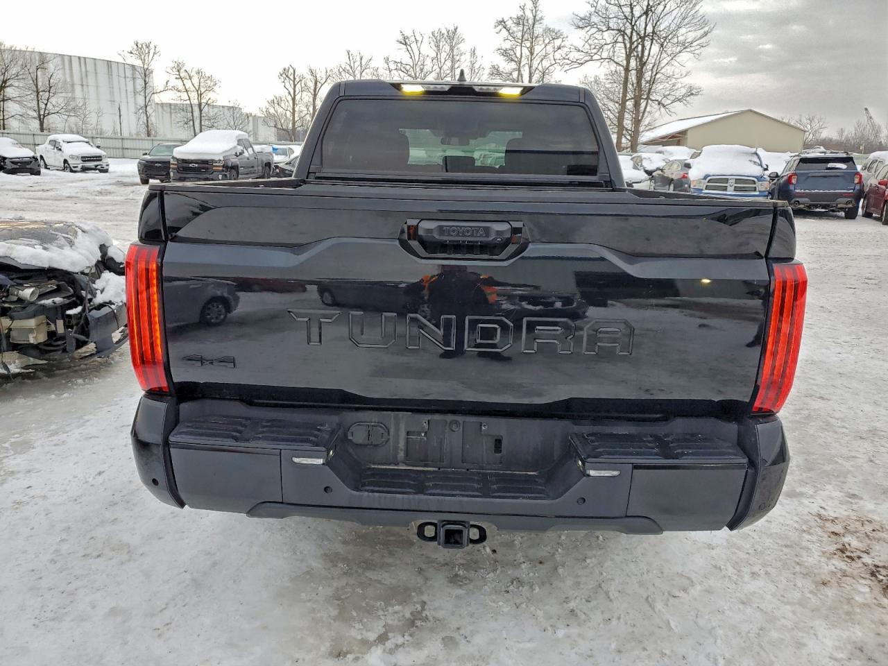 Toyota Tundra Crewmax Sr Image 4