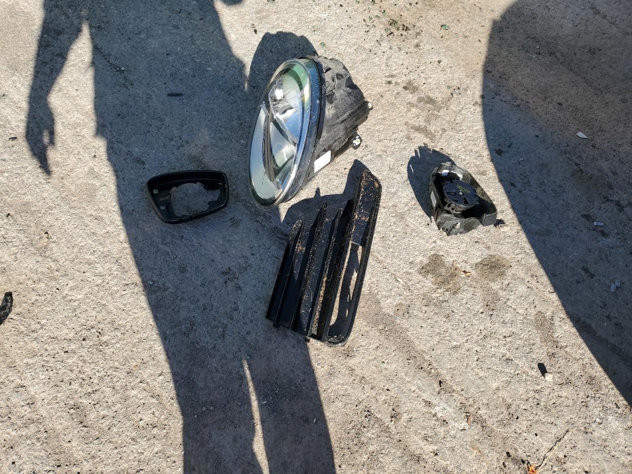 Volkswagen Beetle S Image 10