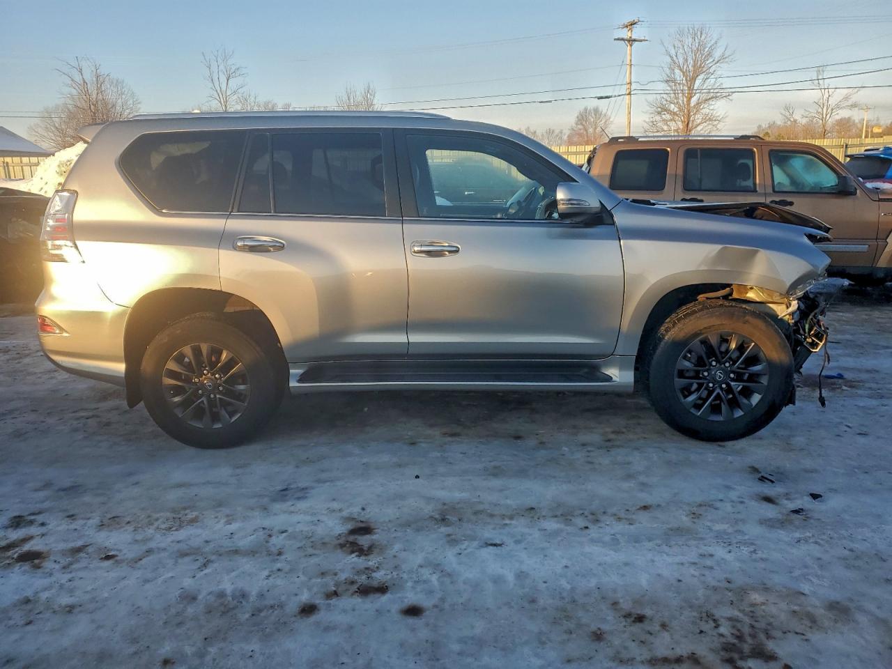 Lexus Gx 460 Premium Image 2