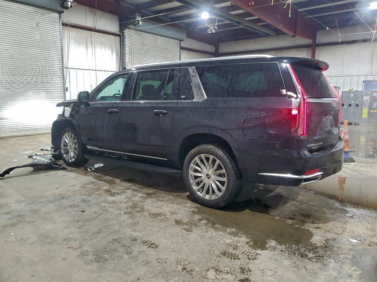 Cadillac Escalade Esv Premium Luxury Image 2