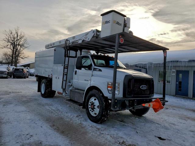  Salvage Ford F-750
