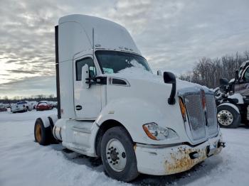  Salvage Kenworth T680