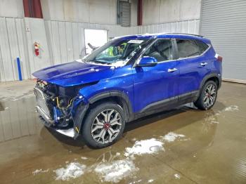  Salvage Kia Seltos