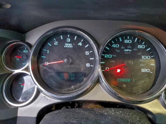 Chevrolet Silverado K3500 Image 7