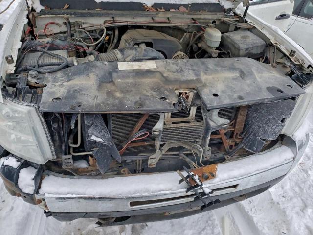 Chevrolet Silverado K3500 Image 9