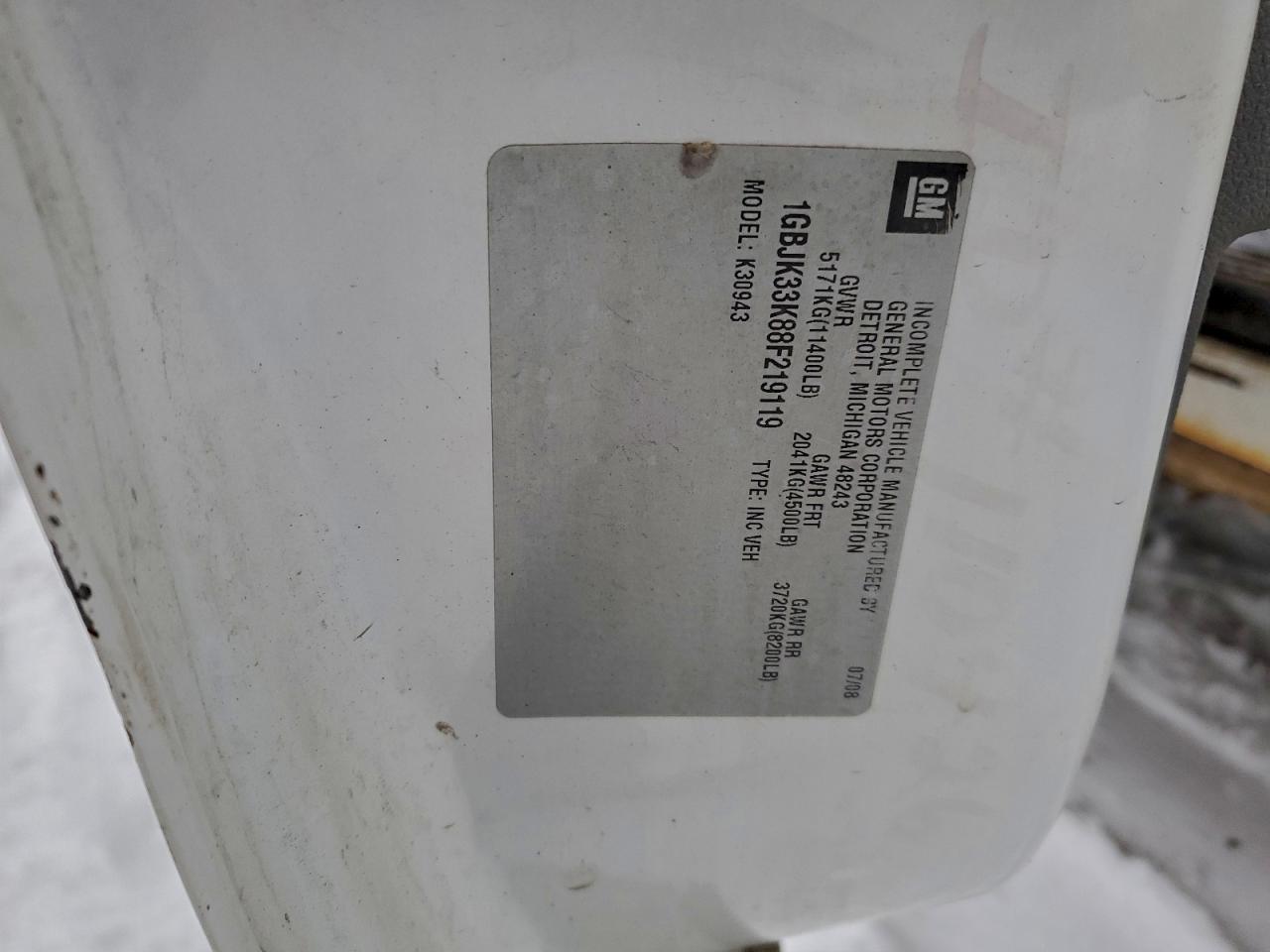 Chevrolet Silverado K3500 Image 11