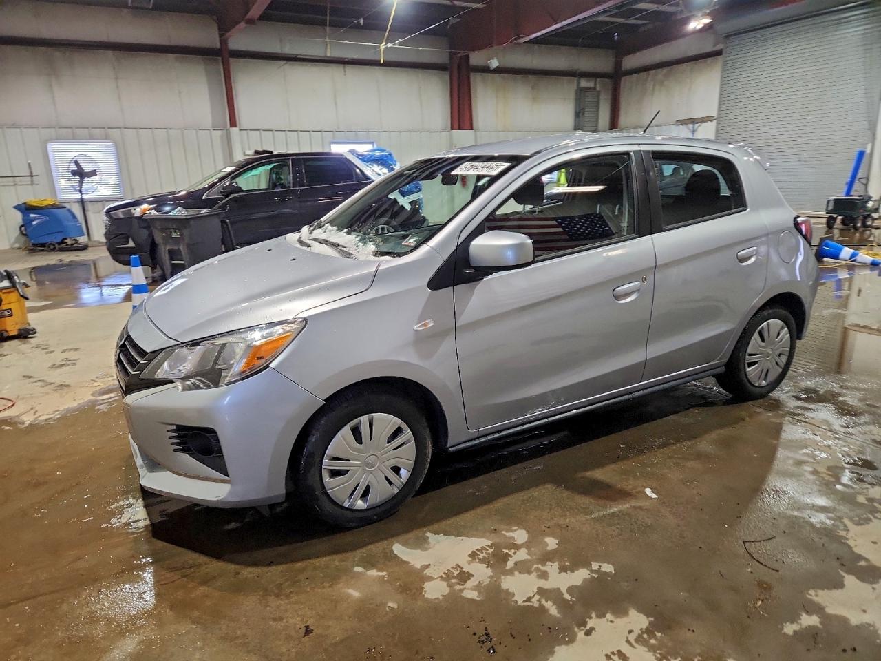 Mitsubishi Mirage Es Image 1