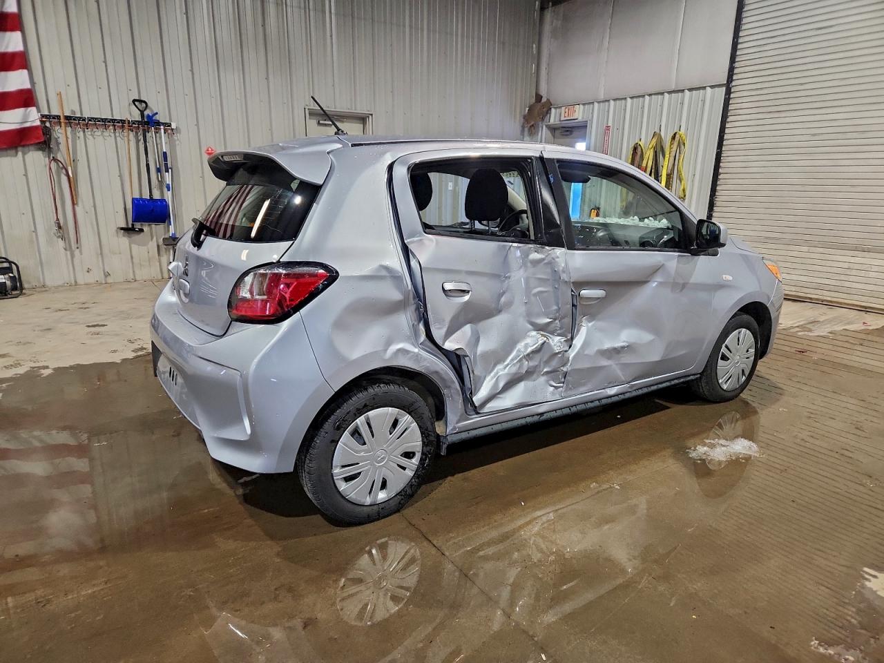 Mitsubishi Mirage Es Image 10