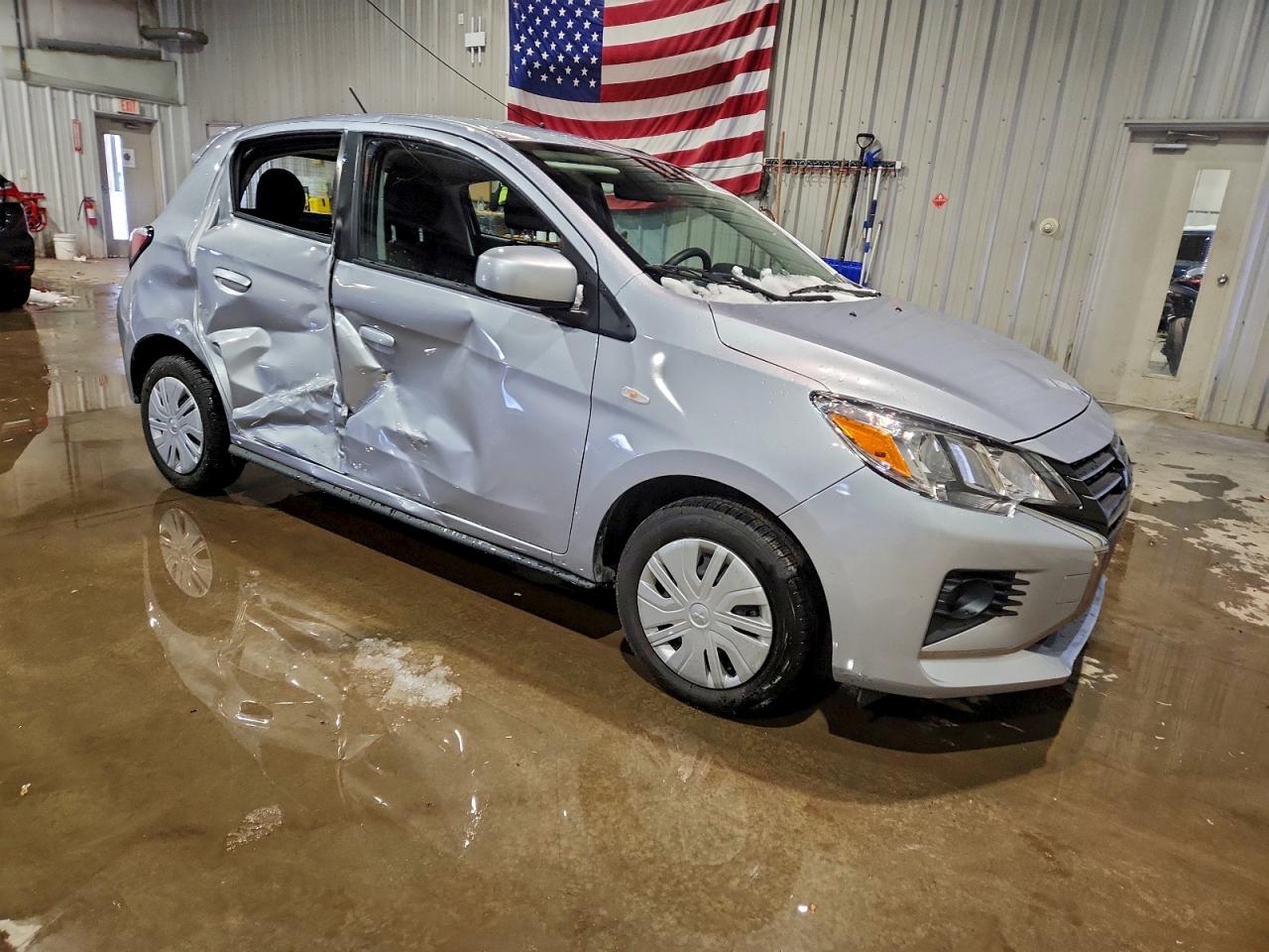 Mitsubishi Mirage Es Image 11