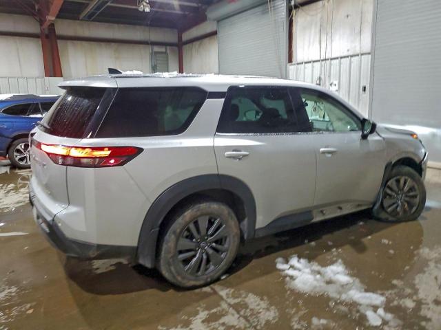 Nissan Pathfinder S Image 5