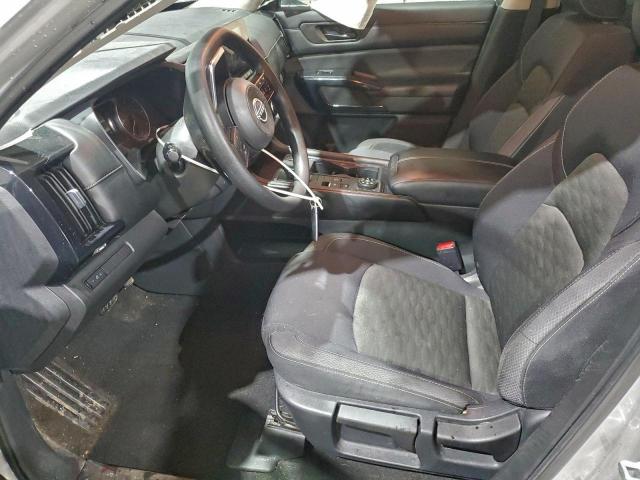 Nissan Pathfinder S Image 9