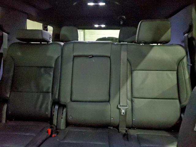 Chevrolet Suburban K1500 Z71 Image 10