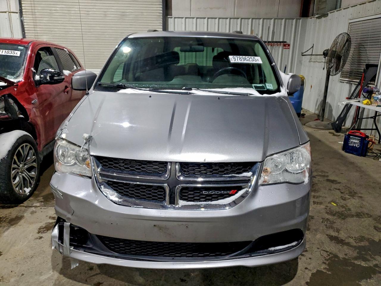 Dodge Caravan Sxt Image 5