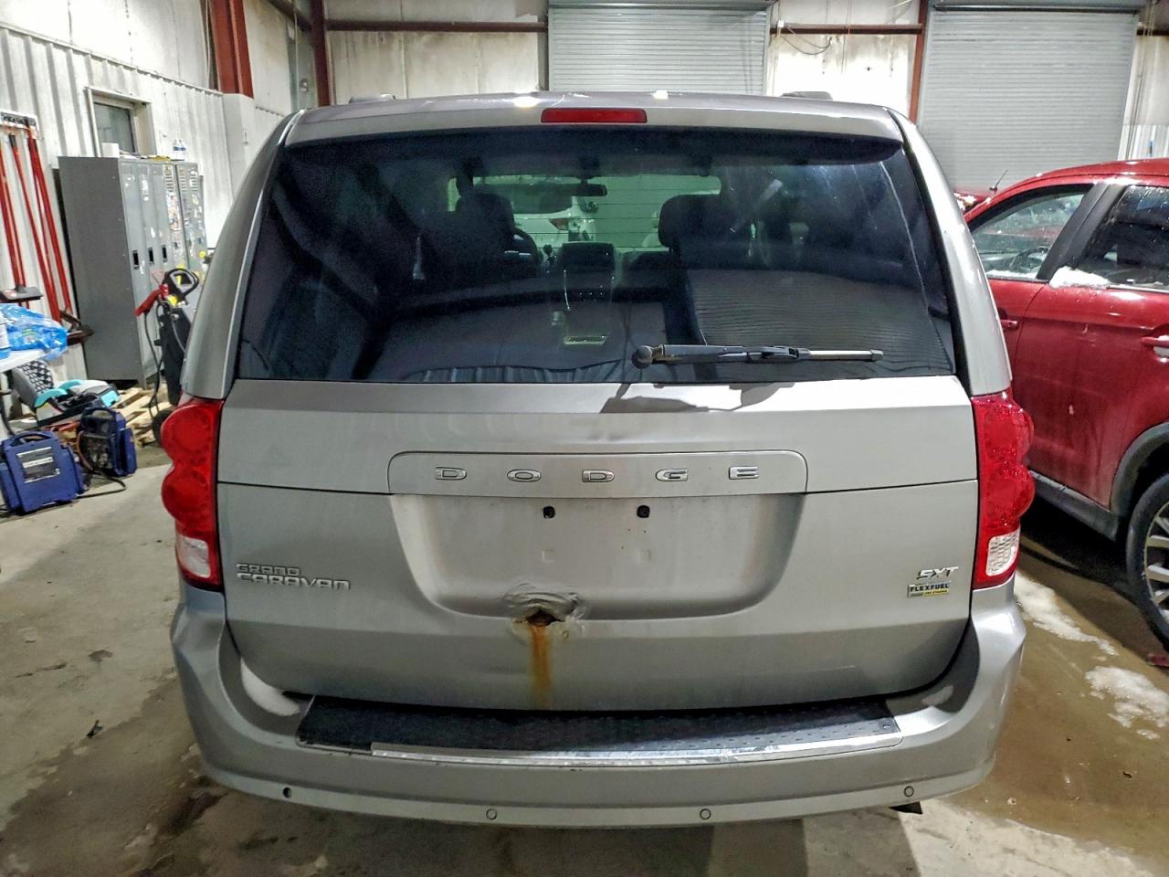 Dodge Caravan Sxt Image 3