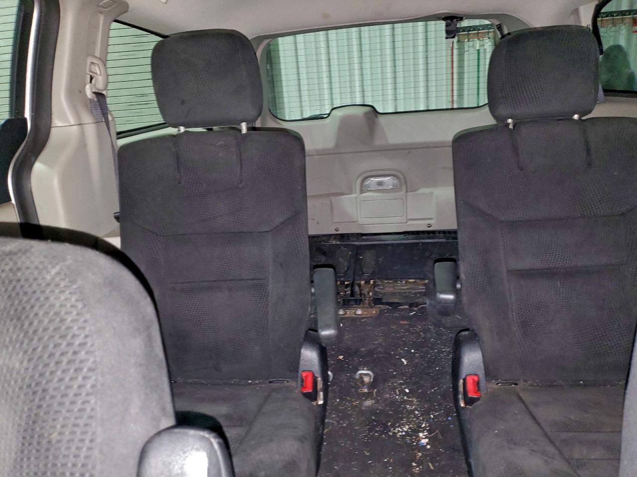 Dodge Caravan Sxt Image 12