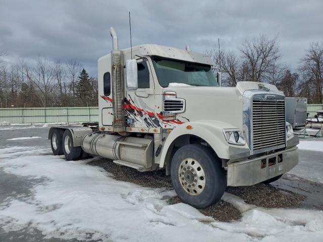  Salvage Freightliner 122sd