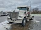 Freightliner 122sd Image 5