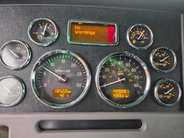 Peterbilt 389 Image 8