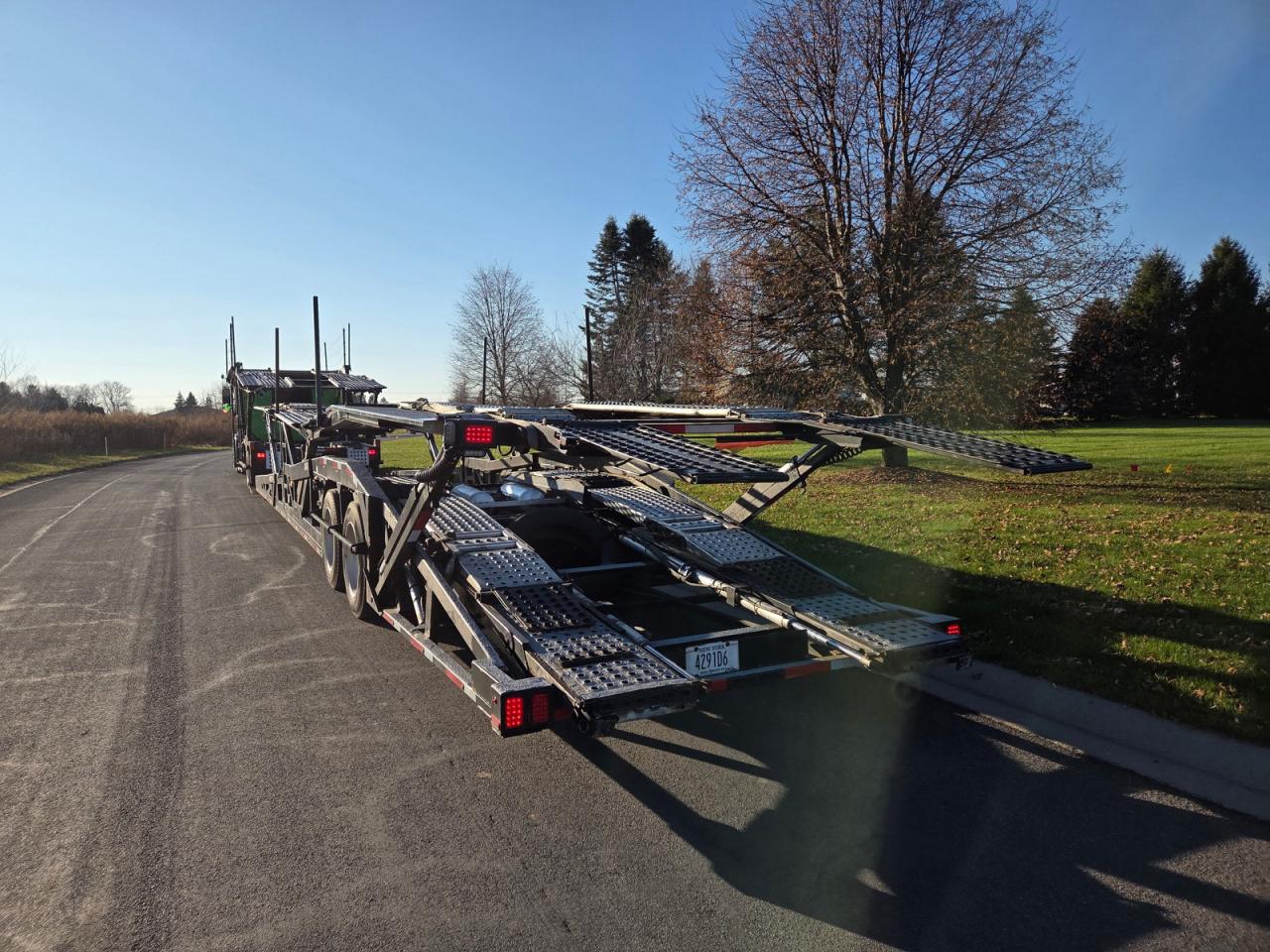 Peterbilt 389 Image 6