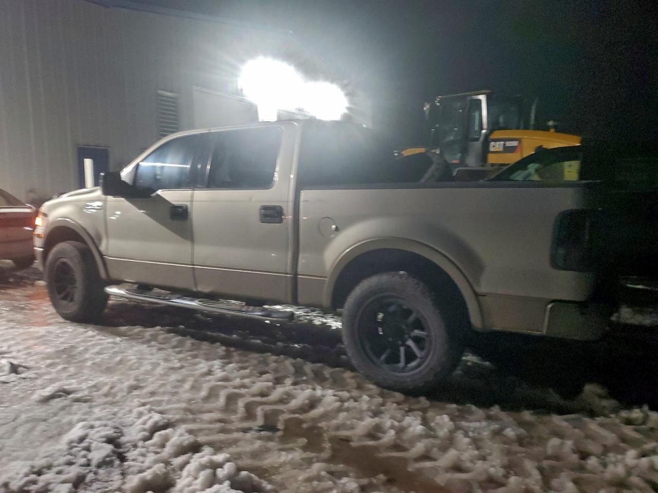 Ford F-150 Supercrew Image 2