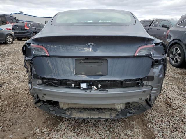 Tesla Model 3 Image 6
