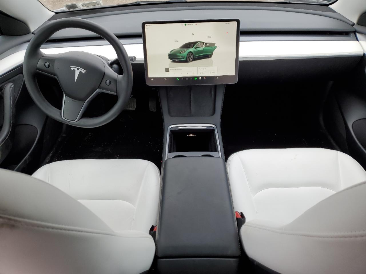 Tesla Model 3 Image 13