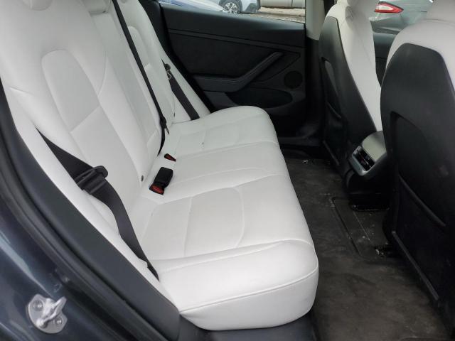 Tesla Model 3 Image 10