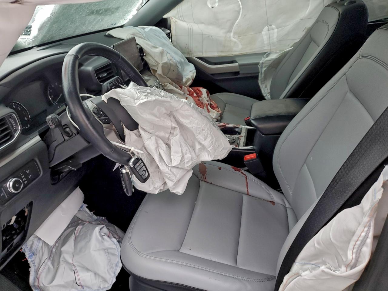 Ford Explorer Xlt Image 9