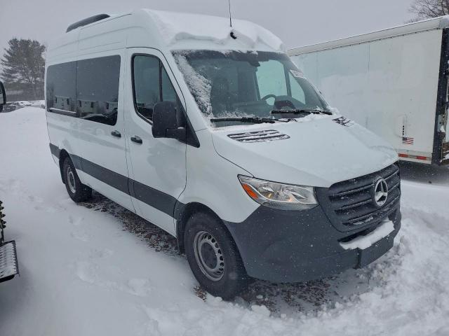 Mercedes-Benz Sprinter 2500 Image 6