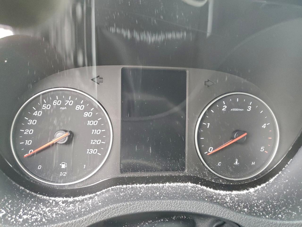 Mercedes-Benz Sprinter 2500 Image 10