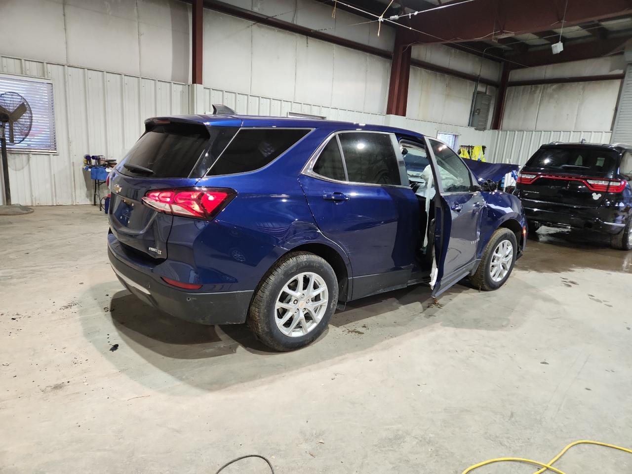 Chevrolet Equinox Lt Image 2