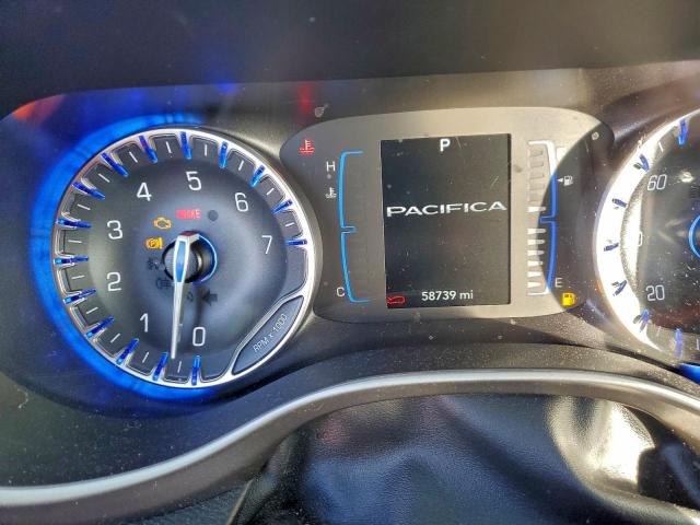 Chrysler Pacifica Touring L Image 5