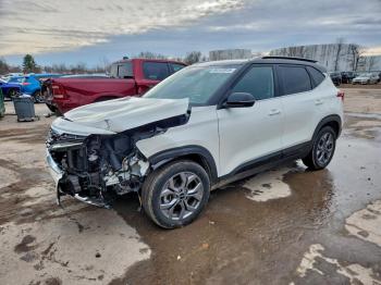  Salvage Kia Seltos