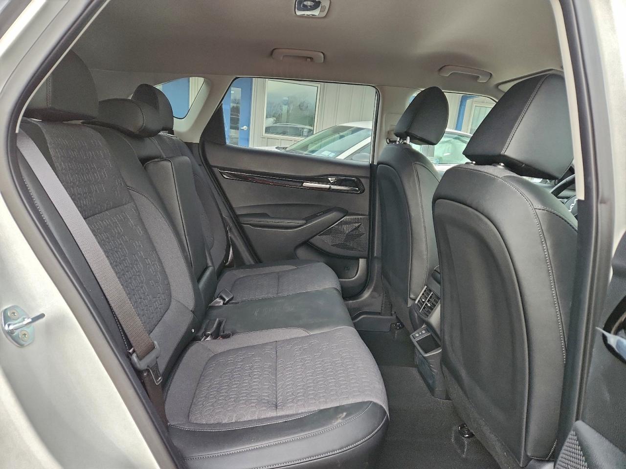 Kia Seltos S Image 8